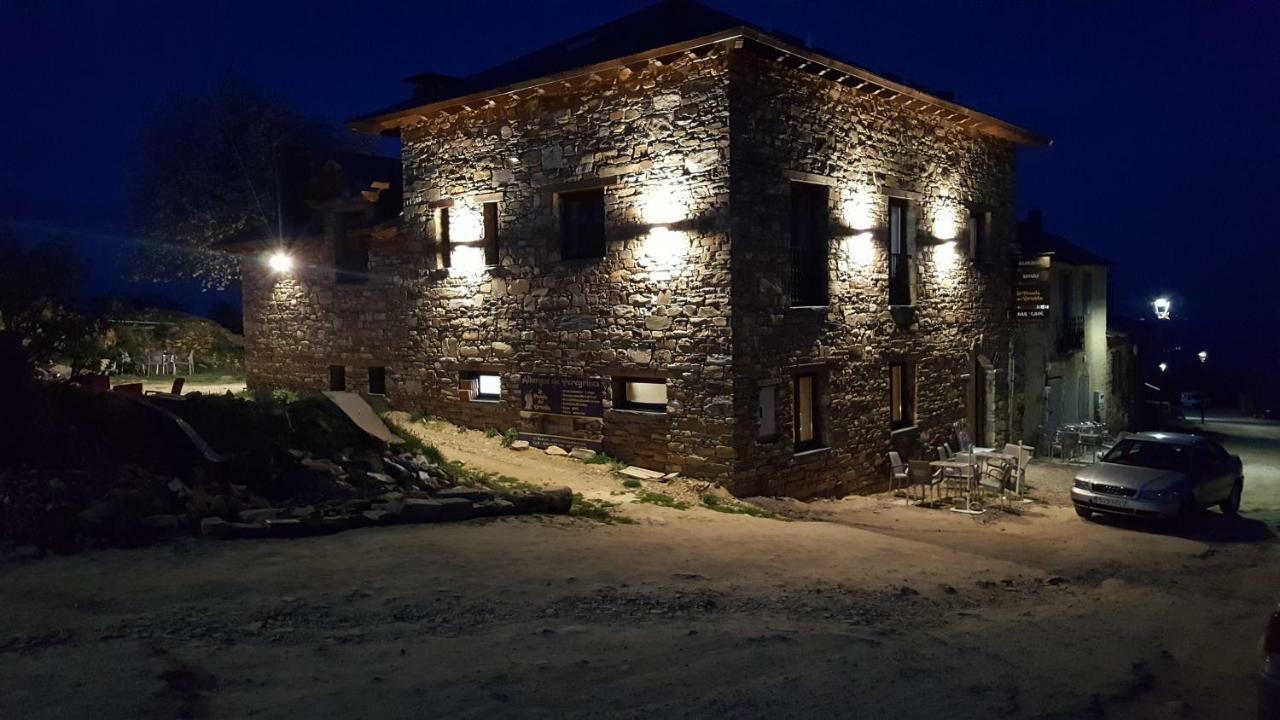 La Posada Del Druida Foncebadon Bagian luar foto